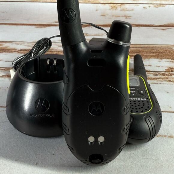 Motorola Talkabout SX700 2-Way Radio Set 12 Mile Range 22 Channels Pair Used - Picture 3 of 5